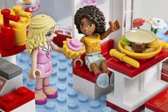 Lego má příliš sexuální figurky, zlobí se feministky