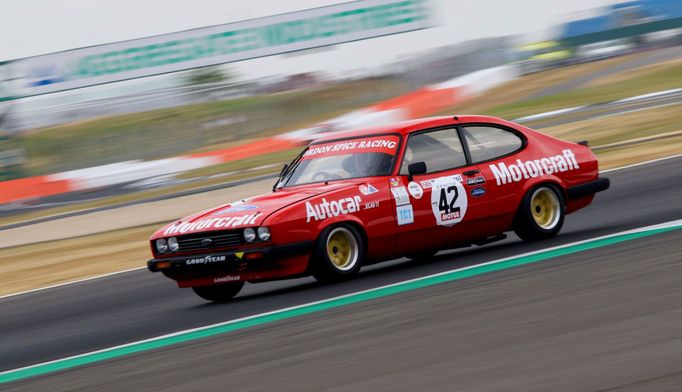 Ford Capri, s nímž Gordon Spice koncem 70. let závodil v britském šampionátu cestovních vozů.