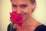 Lucie Šafářová se po postupu do semifinále Fed Cupu pochlubila romantickou valentýnskou růžičkou.