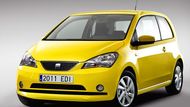 3. Seat Mii s klimatizací přijde na 207 800 korun. Pohání ho litrový tříválec se spotřebou 4,5 litru na 100 kilometrů.