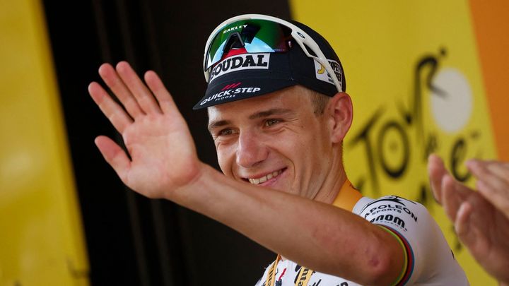 Jsem jen člověk, hlesl favorit Tour. Startoval se zlomeným žebrem a zhroutil se; Zdroj foto: Reuters