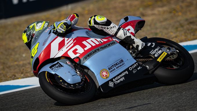 Filip Salač na motocyklu Moto2 týmu Gresini Racing při VC Španělska 2023