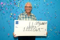 Podruhé za sedm let vyhrál v milionové loterii. Kanadský důchodce poráží pravděpodobnost