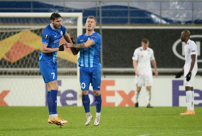 Fotbalisté Gentu slaví gól v zápase Evropské ligy Gent - Liberec