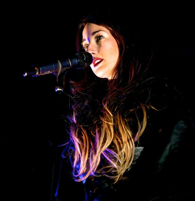 Zola Jesus.