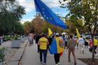 Moldavsko zavřelo volební místnosti. Po sečtení třetiny hlasů vede proevropská PAS