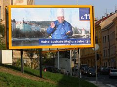 Billboard v Praze 5. Dosavadní starosta tohoto obvodu Milan Jančík, muž známý několika aférami, láká voliče pro ODS.