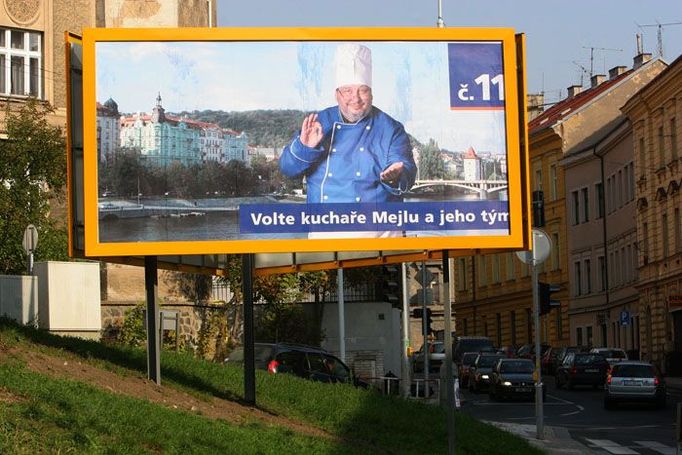 Billboard v Praze 5. Dosavadní starosta tohoto obvodu Milan Jančík, muž známý několika aférami, láká voliče pro ODS.