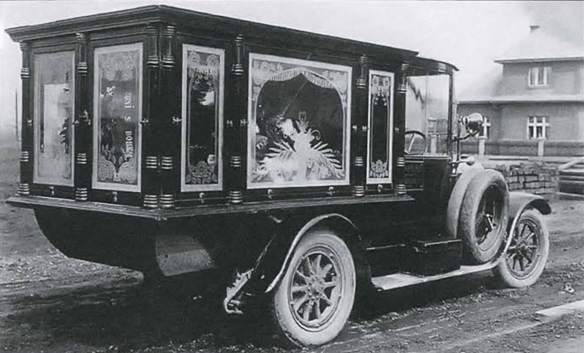 Pohřební vozy, pohřební vůz, Auto, historie