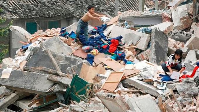 Při zemětřesení v roce 2008 zahynulo v Číně 90 tisíc lidí.