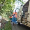 Stavba elektrických ohradníků ve Zlínském kraji kvůli africkému moru divokých prasat.