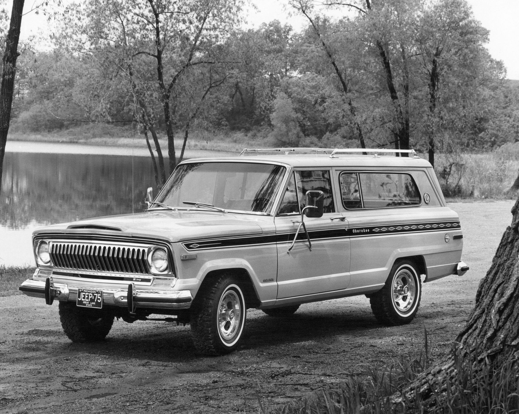 Jeep Cherokee (SJ) 1973 až 1983