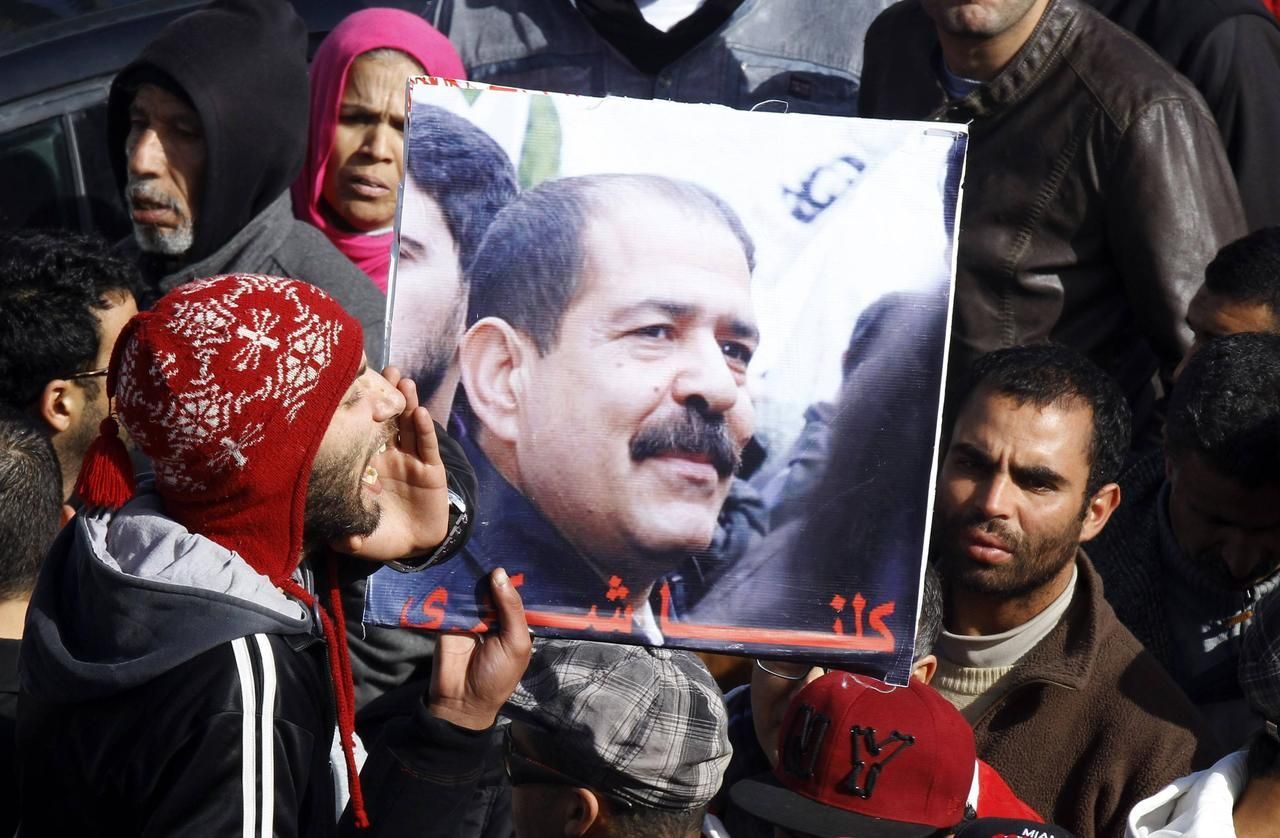 Tunisko - pohřeb - opozice - Šukrí Belaíd