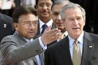 Bush přijel do Pákistánu. Kvůli al-Káidě