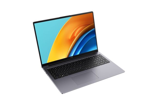 Výkonný a lehký notebook pro pracanty i hráče