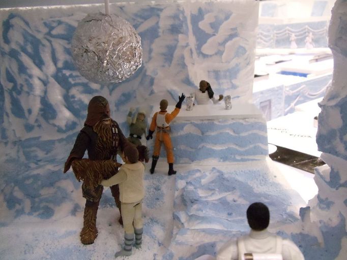 Star Wars Celebration V - Hoth Echo Base Battle diorama - at the Ice Bar