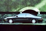 Buick Riviera je velké luxusní kupé, které je v Česku raritou. Za 95 tisíc korun může být bílý kousek s nájezdem 173 000 km váš. Je z roku 1998.