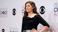 Mayim Bialik ze seriálu Teorie velkého třesku