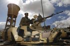 Kaddáfího muži v Libyi zajali tři nizozemské vojáky