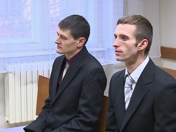 Jaroslav Schindler a Tomáš Čepura (vpravo) u soudu jako obžalovaní.