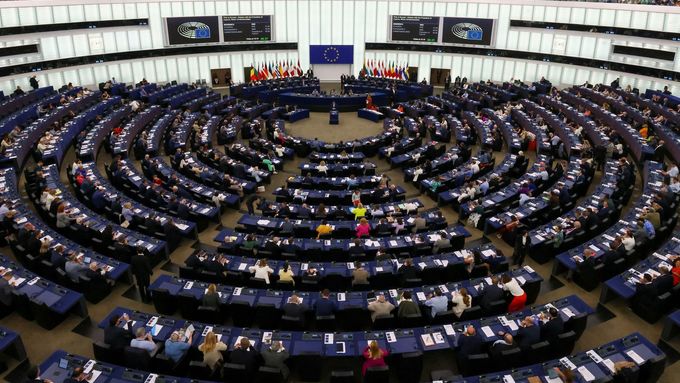 Voliči v zemích EU půjdou vybírat nové europoslance mezi 6. až 9. červnem.
