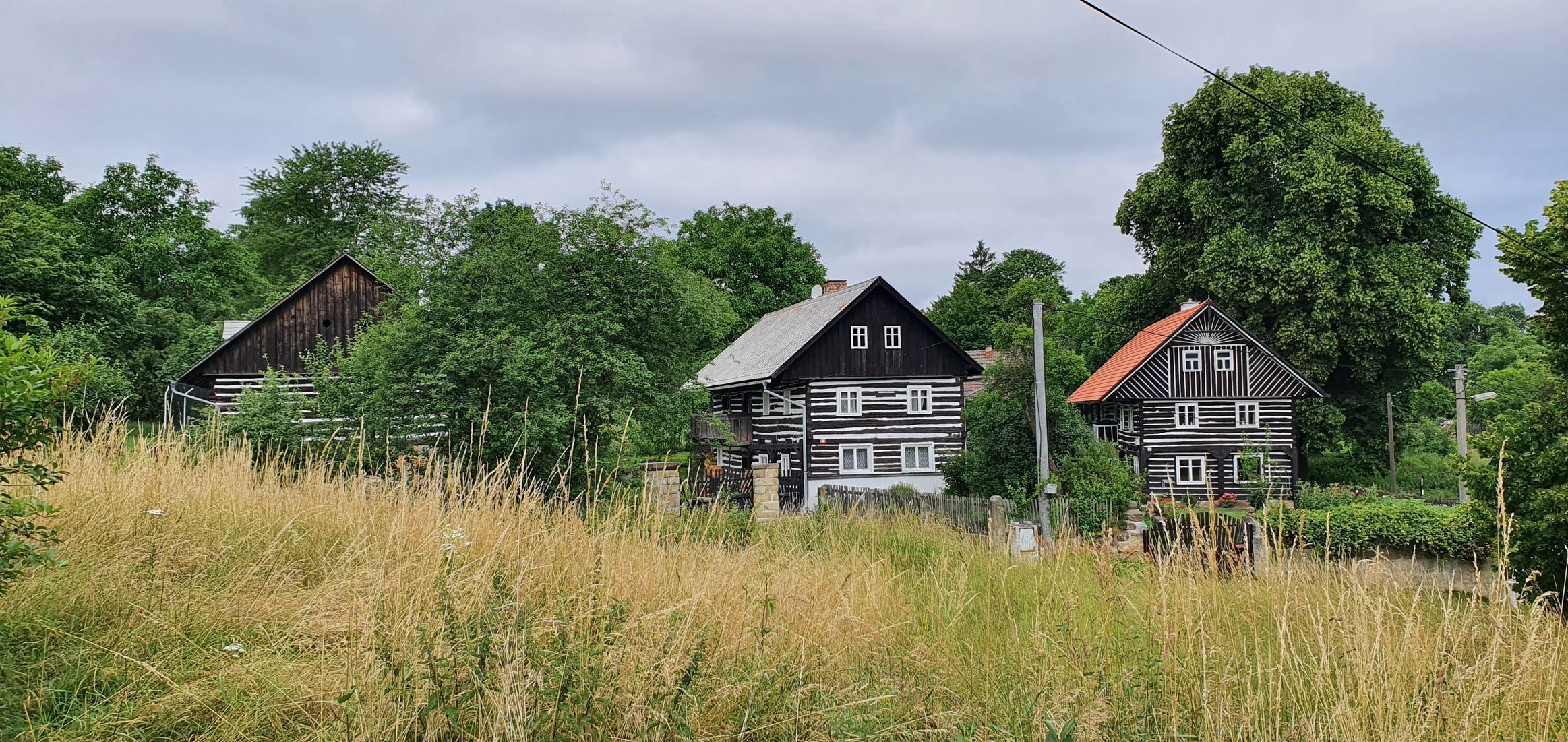 Chaty, chalupy, apartmány, rekreační zařízení