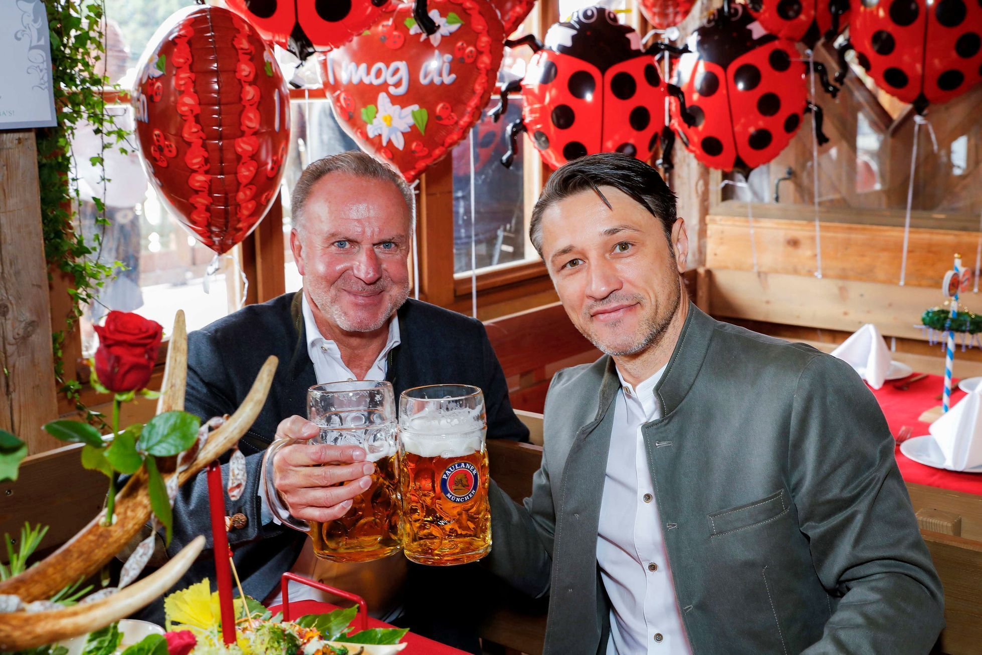 Niko Kovac a Karl-Heinz Rummenigge na Oktoberfestu 2018