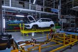 V bývalé továrně Renaultu v Moskvě začala výroba SUV Moskvič 3.