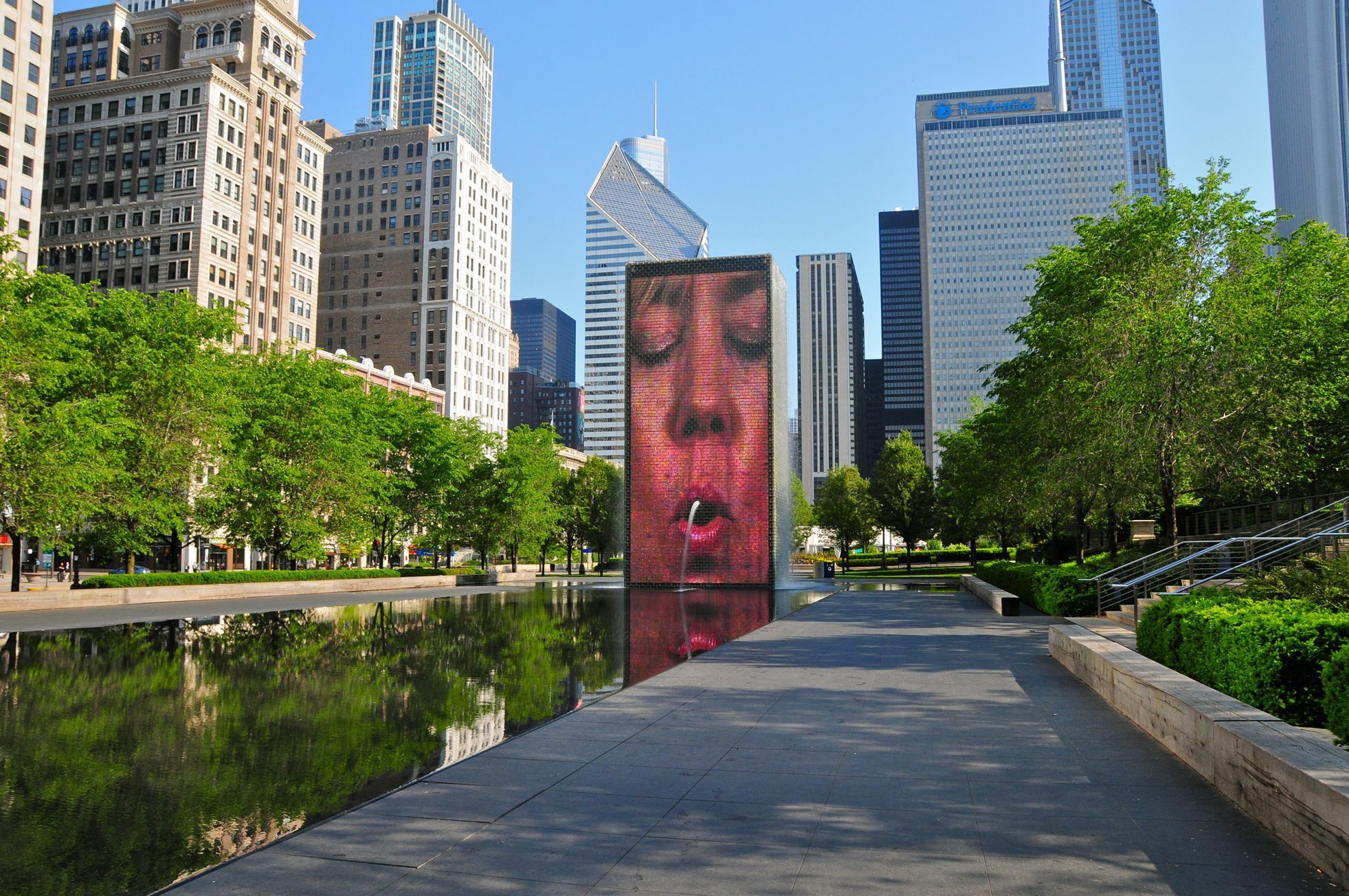 Fontána Crown Fountain v Chicagu