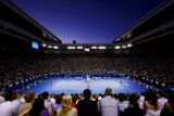 Melbourne Park - Australian Open má sice více než stoletou historii, ale v Melbourne Parku se hraje teprve od roku 1988. Předtím australský grandslam procestoval různá města včetně Sydney, Perthu nebo Brisbane.