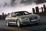 Audi A8 (2011), najeto: 198 tisíc kilometrů. Cena: 399 000 Kč