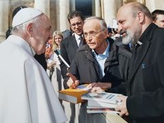 Setkání Tomáše Halíka s papežem Františkem