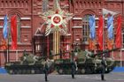 Sověti jako nacisti? V Rusku možná zakážou přirovnávání SSSR k válečným činům Němců