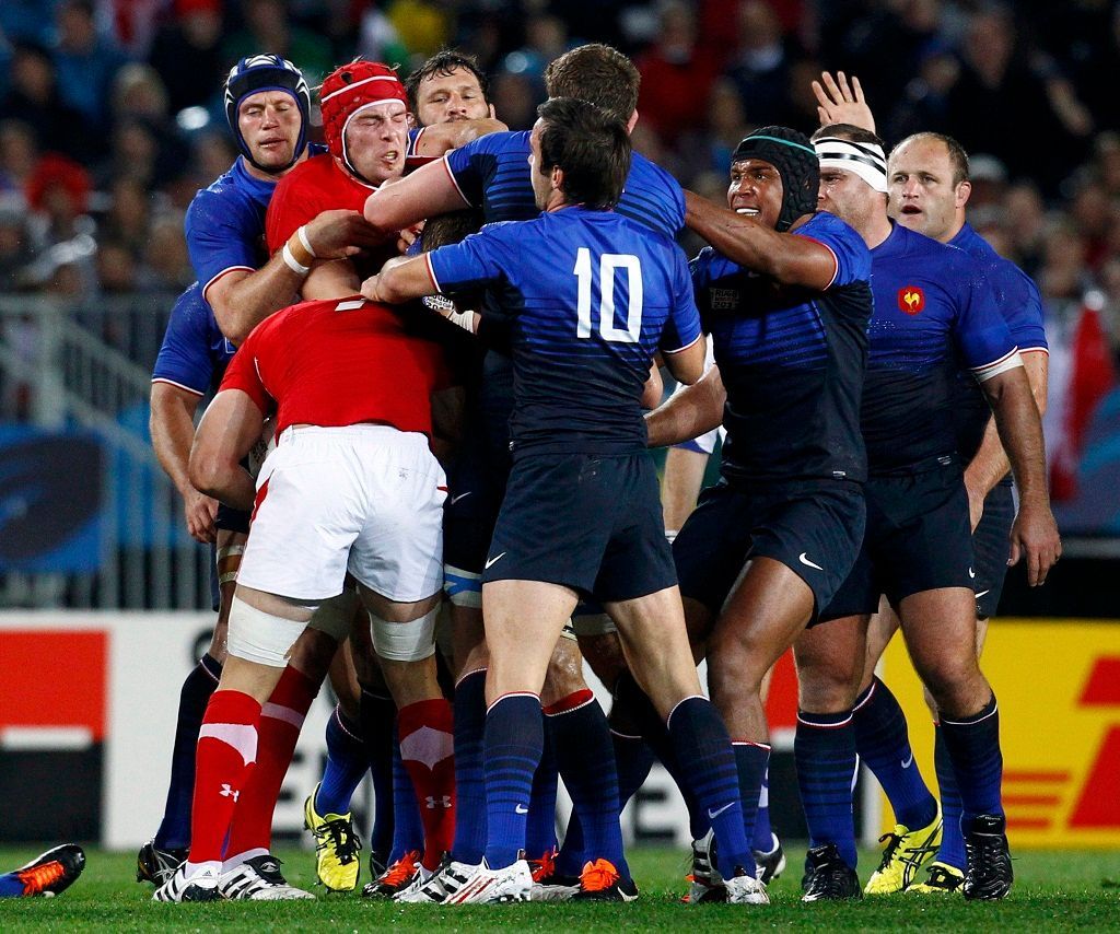 MS v ragby: Francie - Wales (potyčka)