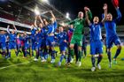 Zlatá generace islandského fotbalu se v neděli představí ve Štruncových sadech. My vám představujeme deset opor reprezentace severského týmu. Tohle jsou muži, na které je třeba dát si pozor.