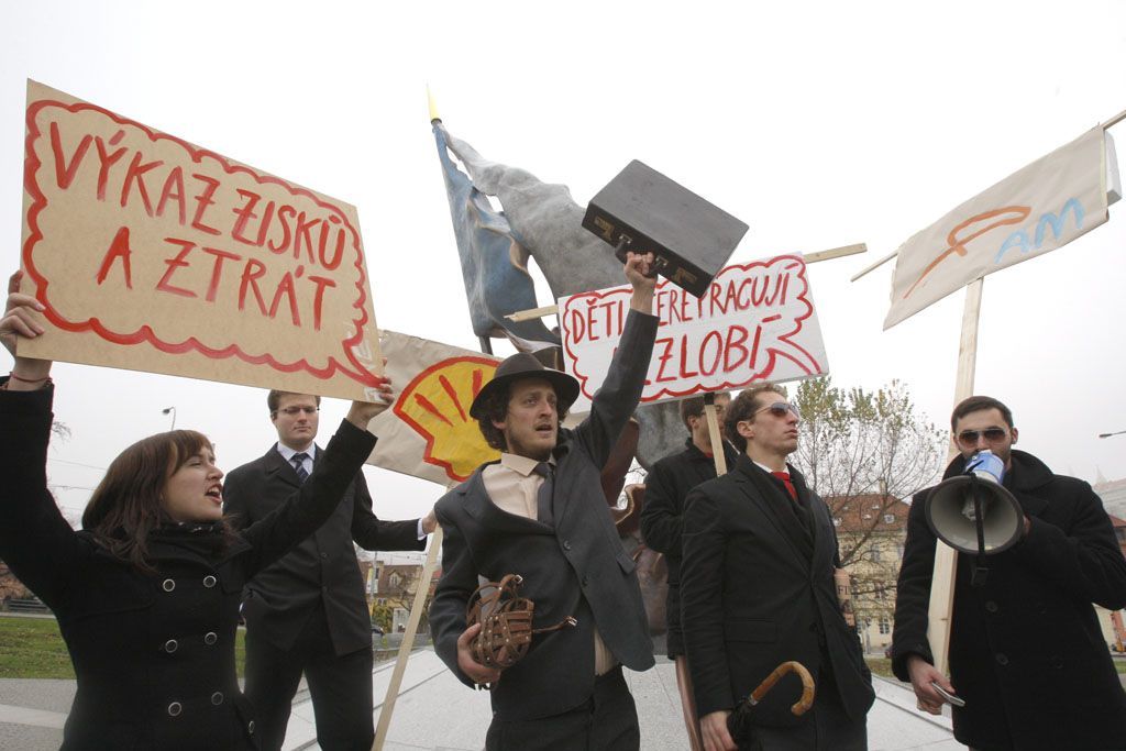 Happening proti bezohlednosti koperací
