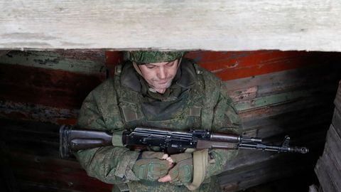 Putin teď pošle na Donbas mírotvorce, obsadí tím ale cizí území, říká Stulík