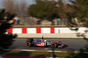 FOTO Testy F1 v Barceloně: Pérez zazářil, Massa musí přidat