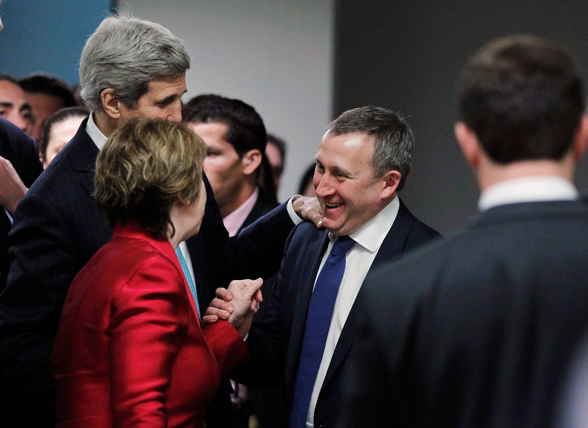 Šéf ukrajinské diplomacie Andrij Deščycja mluví v Ženevě s Johnem Kerrym a Catherine Ashtonovou.