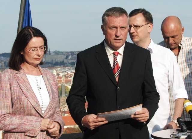 Mirek Topolánek, premiér bez vlády