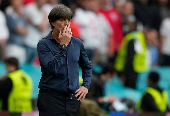 Joachim Löw v osmifinále Anglie - Německo na ME 2020