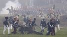 Participants in period costume re-enact the battle of Borodino during anniversary celebrations at the Borodino museum-reserve outside Moscow September 2, 2012. Russian President Vladimir Putin made a rousing call for unity among Russia's diverse ethnic and religious groups on Sunday as he led commemorations of a battle 200 years ago that led to the defeat of Napoleon Bonaparte. REUTERS/Sergei Karpukhin (RUSSIA - Tags: ANNIVERSARY POLITICS CONFLICT) Published: Zář. 2, 2012, 7:31 odp.