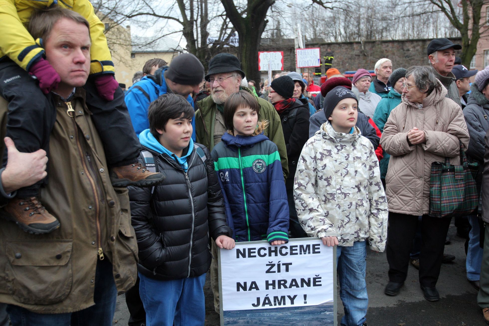 Demonstrace občanů Horního Jiřetína