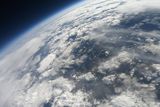 Tuto fotografii Země pořídil 16. září 2021 tým z Gymnázia Ždár nad Sázavou ve výšce kolem 37 kilometrů nad zemí.