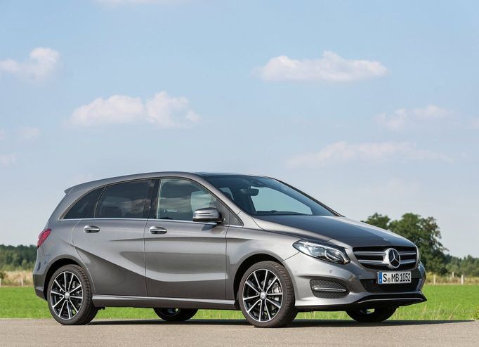 Modelem B před lety automobilka Mercedes-Benz nastartovala proměnu svého designu. Při faceliftu v nastoleném duchu pokračuje.