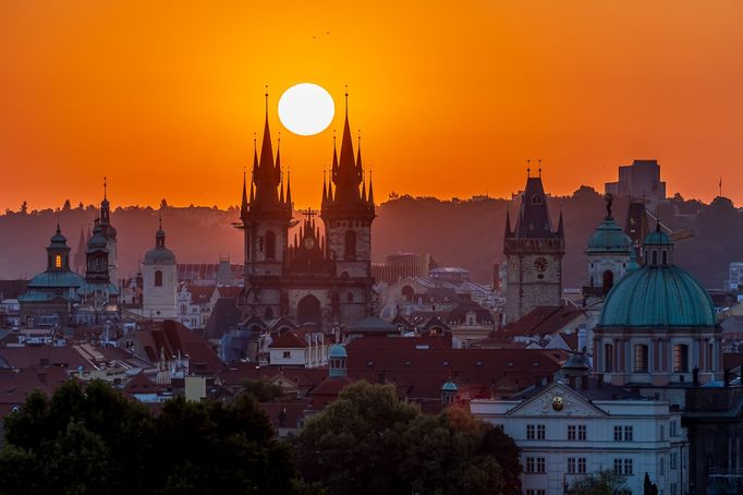 Krása podzimní Prahy na fotografiích Radoslava Vnenčáka