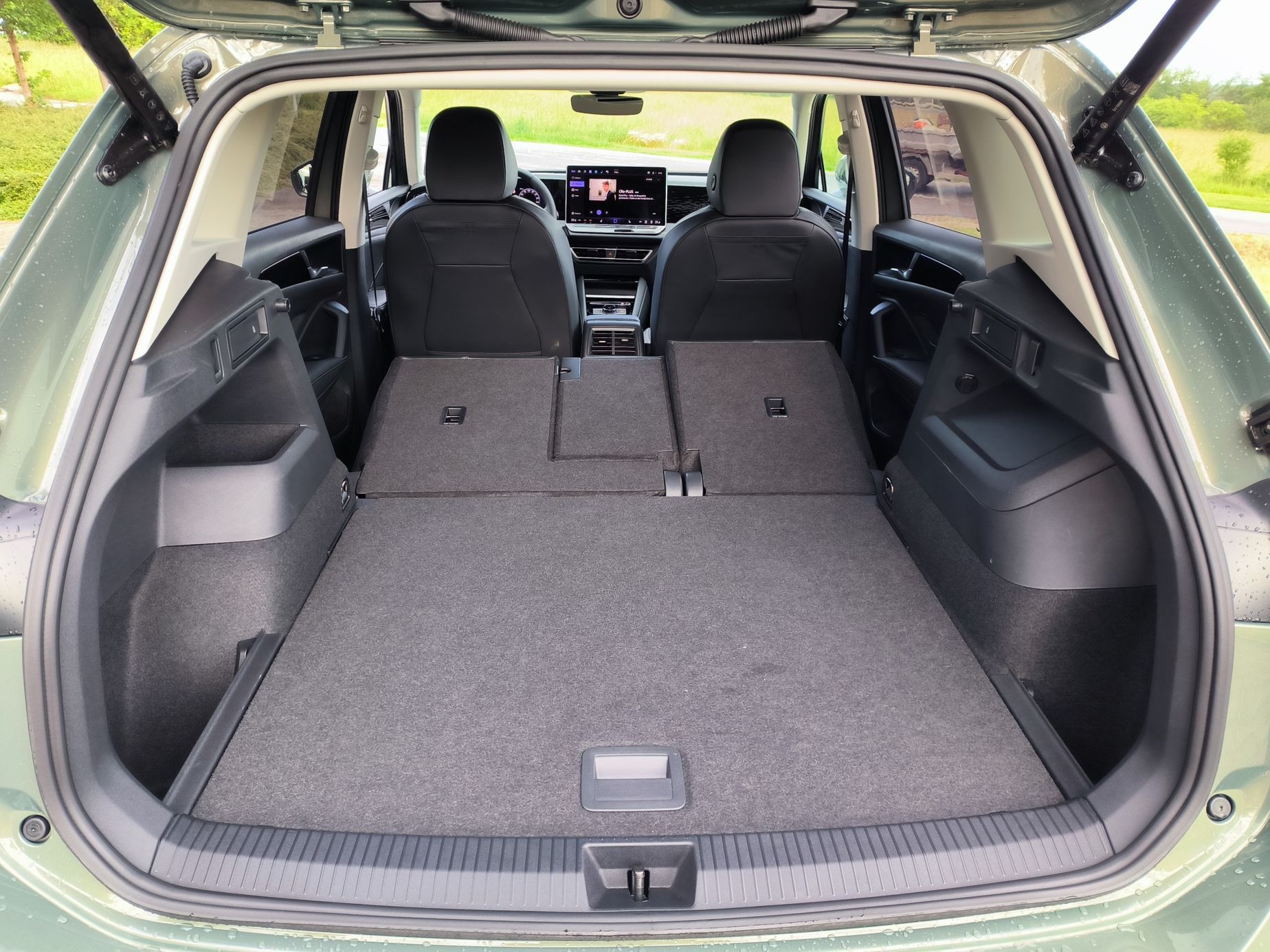Volkswagen Tiguan 1.5 eTSI (2024)