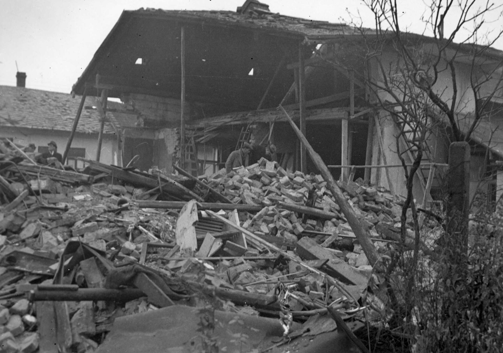 Výstava: Zkáza z Nebe. 70. výročí bombardování Přerova a leteckých bojů nad Přerovskem.