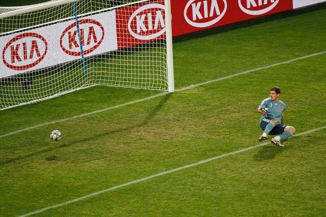 Španělsko: Iker Casillas dostal gól