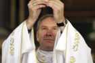 Slovenským partnerem Zemana může být biskup. Ale nechce